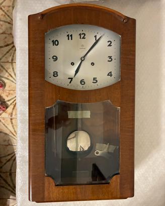 Orologio a pendolo antico ‘900