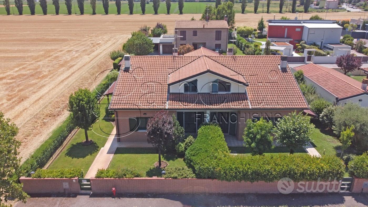 Woning, 210 m²