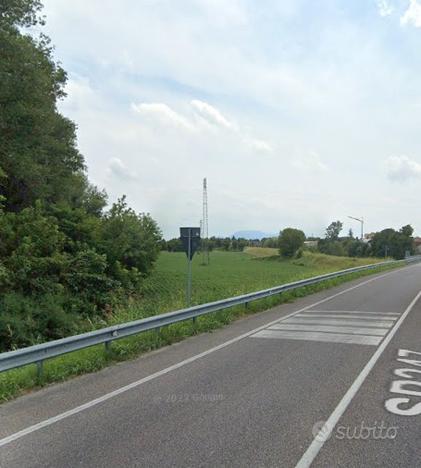 Luminoso bilocale a longare con posto auto