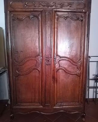 armadio provenzale