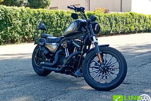 HARLEY-DAVIDSON 883 Iron