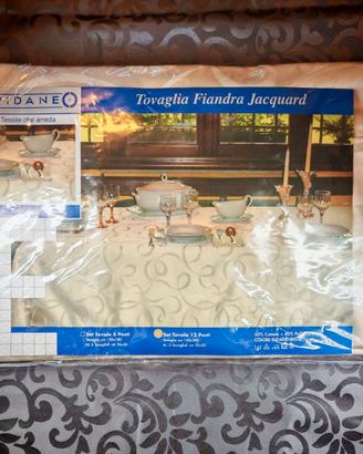 Tovaglia Fiandra 240x150 cm con 12 tovaglioli