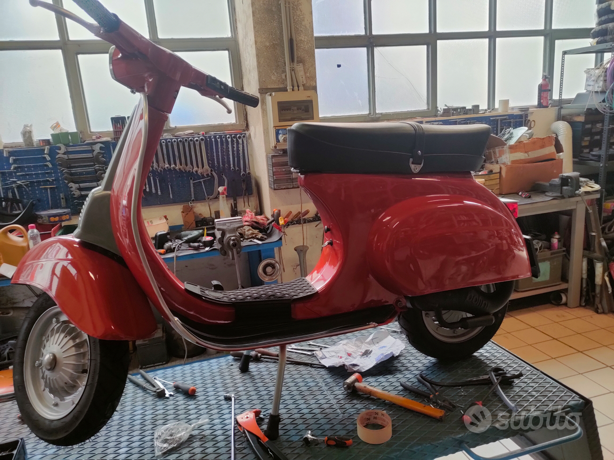 Colore Rosso Corallo Vespa 50 Special Rosso Corsa Vespa 50 Special