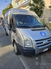 Ford Transit 9 posti anno 2010