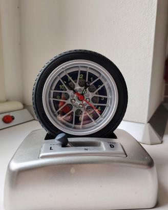 Orologio/sveglia meccanizzato