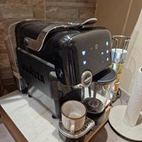 macchina del caffe lavazza a modo mio