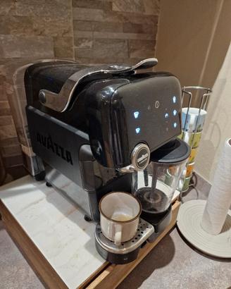 macchina del caffe lavazza a modo mio
