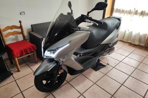 Kymco x Town 300