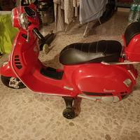vespa per bambini a batteria 
