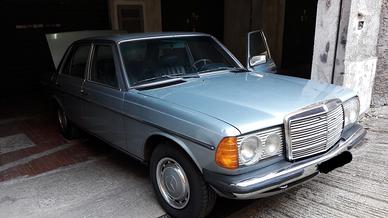 MERCEDES BENZ 123 240D ANNO 1981