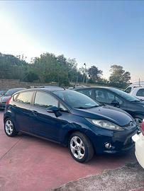 Ford Fiesta Ikon 1.2 60CV 5 porte