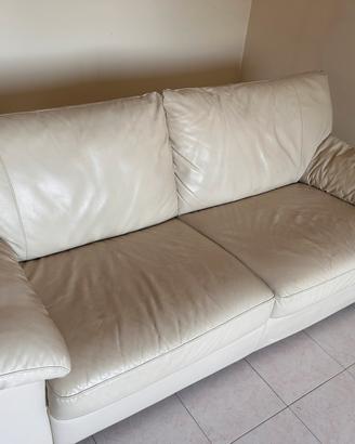 Divano Letto Ecopelle seminuovo