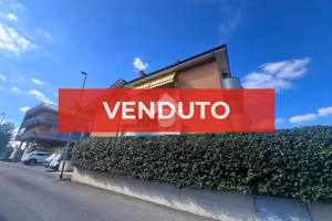 4 LOCALI A ROMA