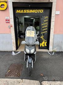 Yamaha Xenter 150 fine 2014 - PERMUTE
