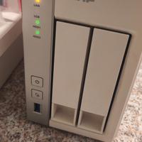 NAS QNAP TS-231 DISCHI INCLUSI 2tb