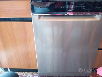 lavastoviglie Whirlpool 6 sense powerclean