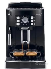 Macchinetta caffèe de longhi nuova con garanzia 