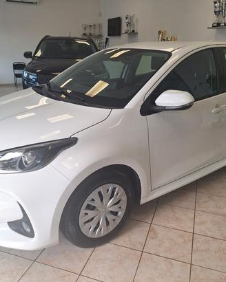 Toyota Yaris 1.5 Hybrid 5 porte Business