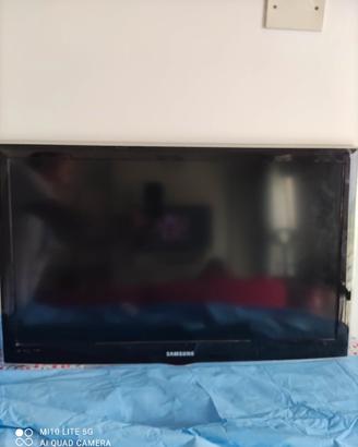 TV Samsung 32'  LED HD