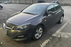 Opel astra j