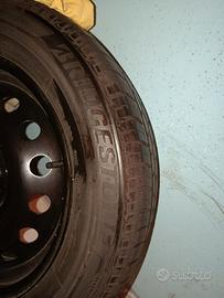 Ruota estiva bridgestone con cerchio 205/60/R16