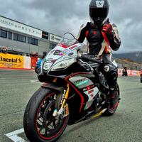 Aprilia RSV4 FACTORY con motore 1100 nuovo