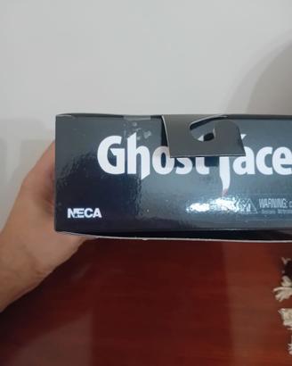 Figure action scream 