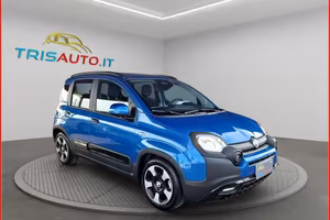 FIAT Panda 1.0 Hybrid Pandina Cross NEOPATENTATI