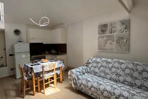 Appartamento arredato vicino al mare