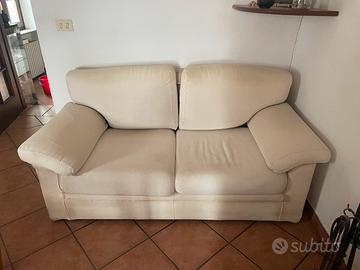 Divano 2 posti beige