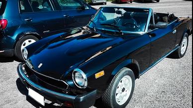 124 Spider America Pininfarina 2000 ie