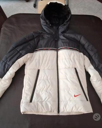 Giubotto Nike Repeat
