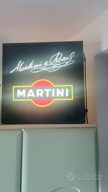 insegna luminosa Martini e rossi