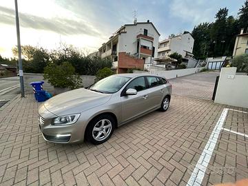 Volvo V60 Station Wagon