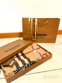 sciarpa Burberry 100% Caschmere