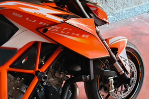 KTM super duke 1290 r