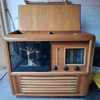 mobile bar giradischi