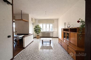 TRILOCALE CON BOX DOPPIO