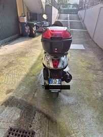 Scooter Peugeot Geopolis 300i