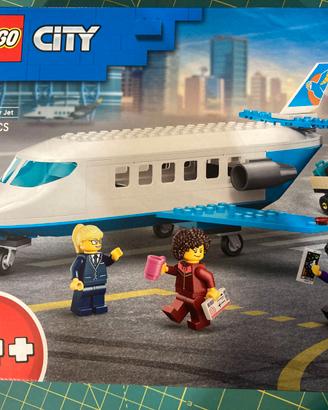 lego City - Jet Passeggeri con minifigures