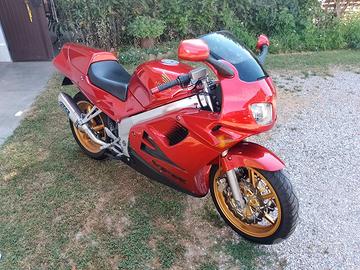 Vfr 1997 store