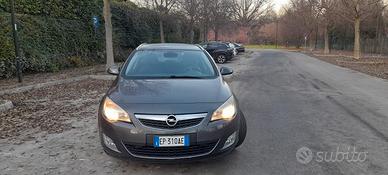 OPEL Astra 4ª serie - 2023 x neopat lunico p