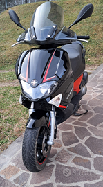 Gilera runner st 200