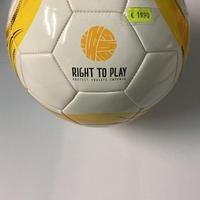 Palla da calcio in collaboraione con FC 25