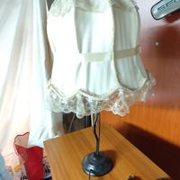  Lampada in ferro battuto con paralume in tessuto