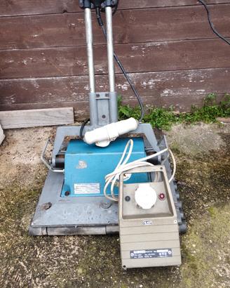 BATTIPIASTRELLE LIVELLAMENTO