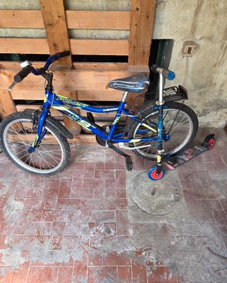 bici e monopattino 