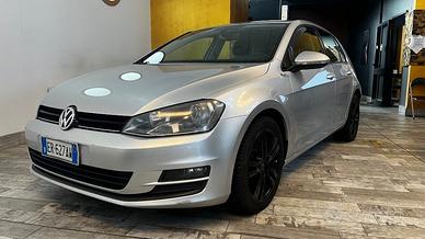 VOLKSWAGEN Golf 1.6 TDI 5p. Comfortline BlueMoti
