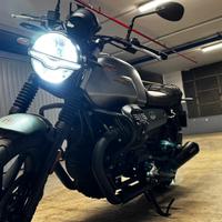 Moto guzzi v7 centenario