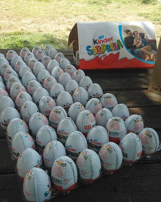 106 sorpresine Kinder nuove, mai aperte